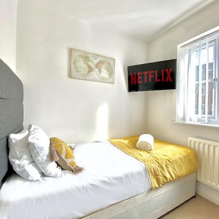 Walsall Group Accommodation Dış mekan fotoğraf