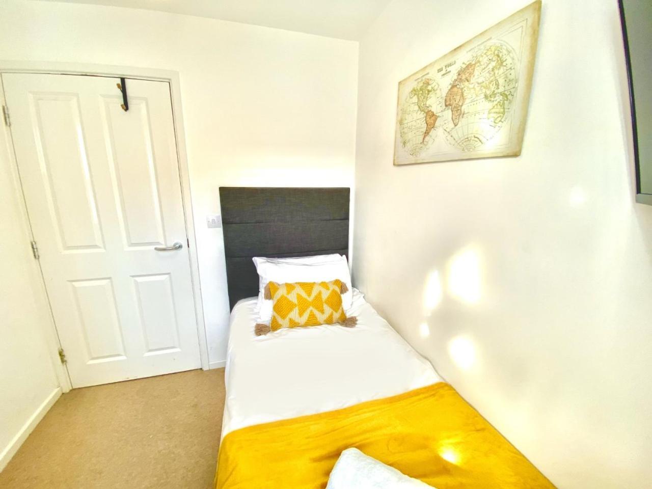 Walsall Group Accommodation Dış mekan fotoğraf